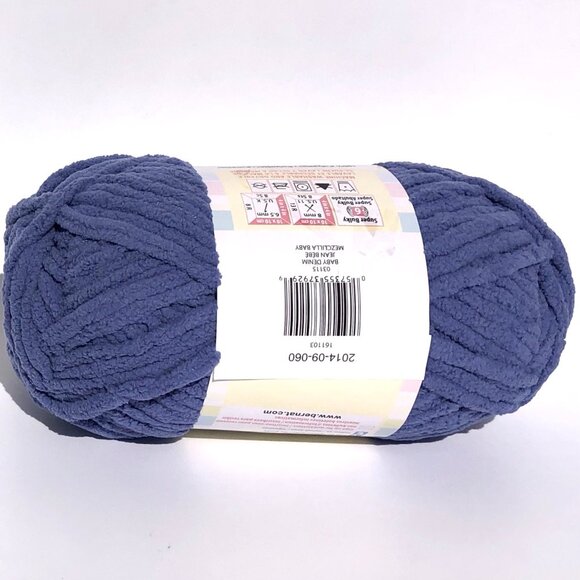 Bernat Baby Blanket Yarn in Baby Denim 03115 Super Bulky 6 Gauge 100 g 3.5 oz - Picture 2 of 7